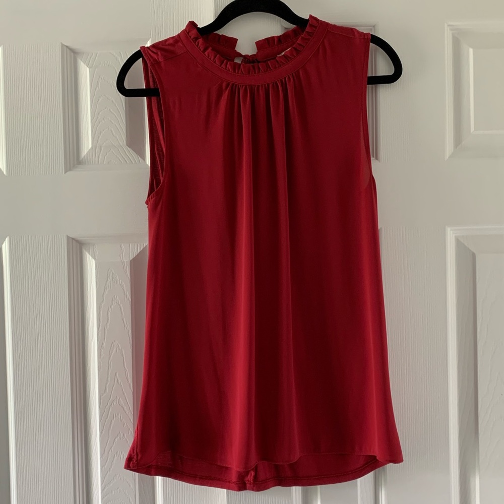 Loft sleeveless blouse